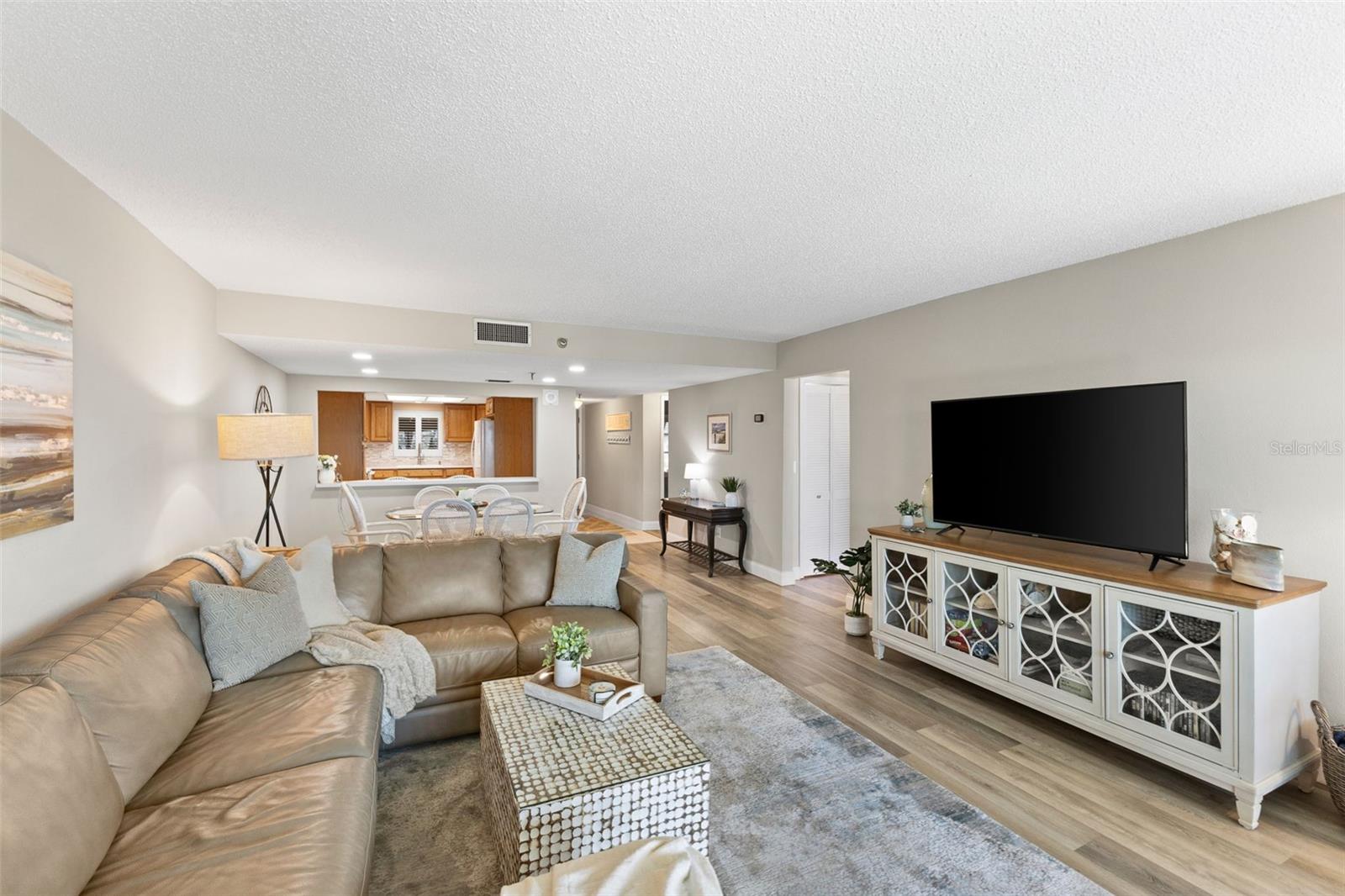 REFLECTIONS ON THE GULF CONDO - Residential