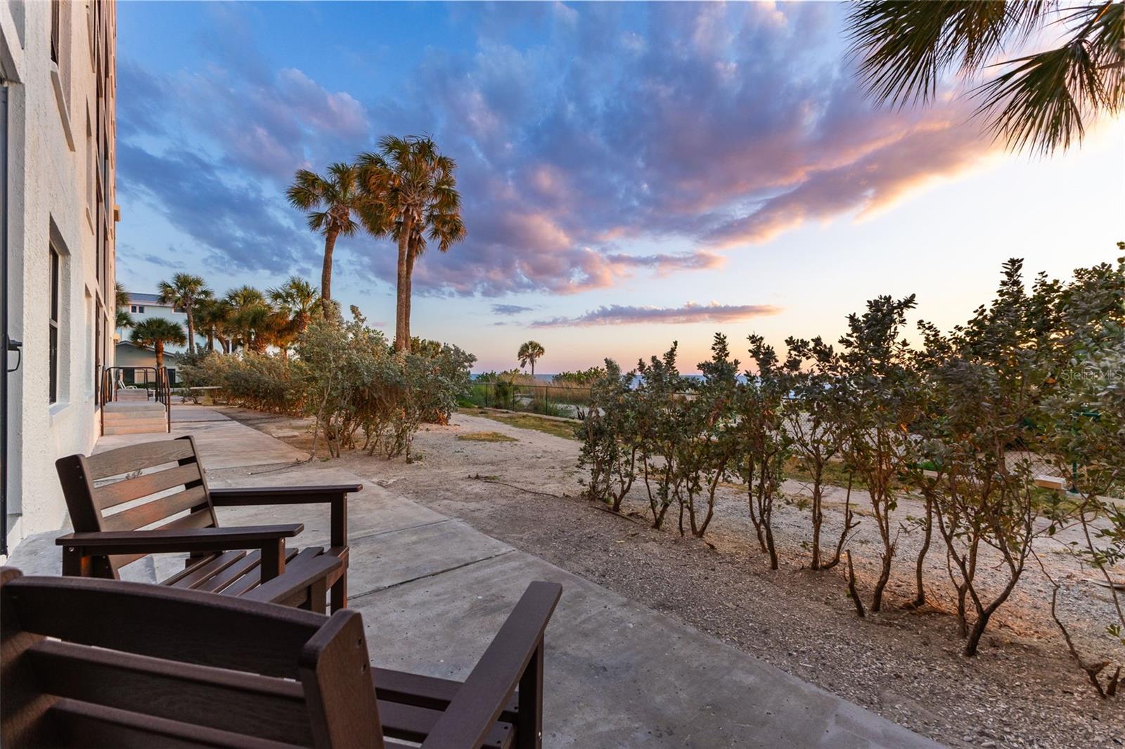REFLECTIONS ON THE GULF CONDO - Residential