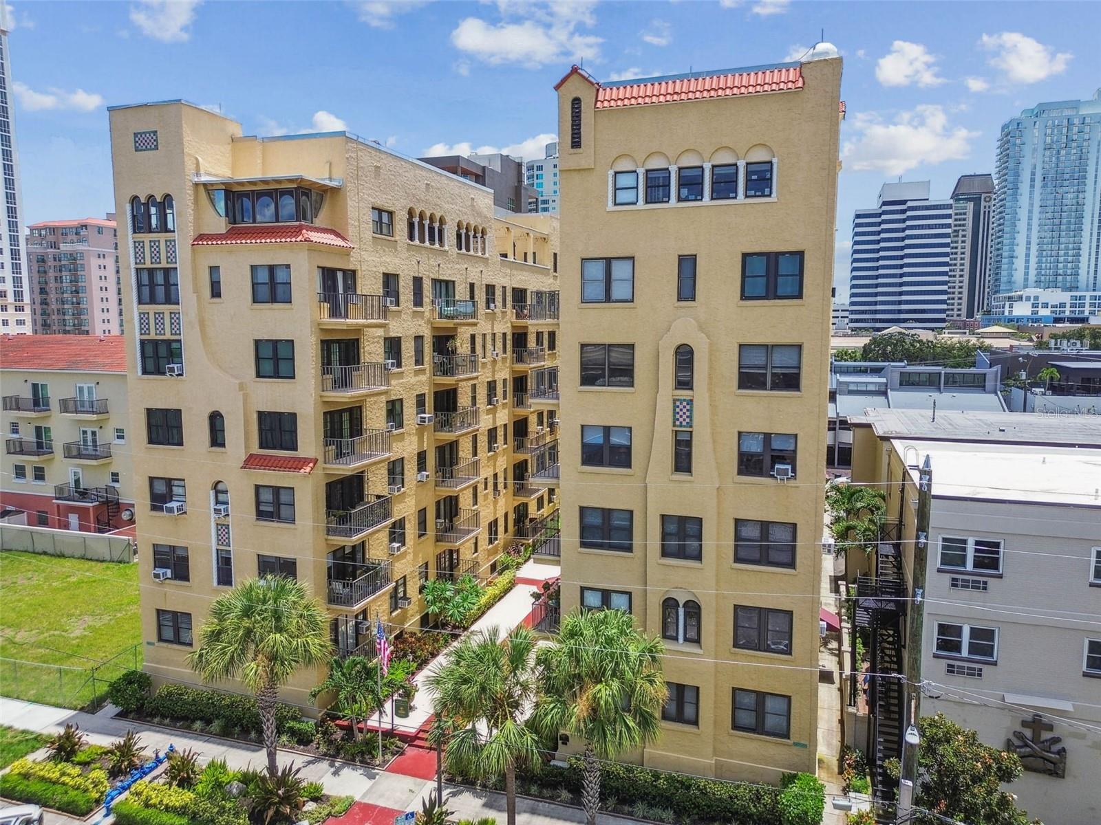 Studio apartment for lease in the active 55+ community of Historic Flori de Leon. Located in the heart of downtown St Petersburg near Beach Drive, the Vinoy, the Pier, parks, and restaurants. This charming studio unit has abundant natural light, a delightful balcony overlooking the courtyard, and and an updated kitchen, as well as an additional storage room. The Flori de Leon offers many amenities to include two rooftop terraces with panoramic views of the city skyline and Tampa Bay — ideal for sunset gatherings or quiet moments of relaxation, two club rooms, a fitness room, laundry facilities, workshop, business center, bike storage, and an on-site property manager.