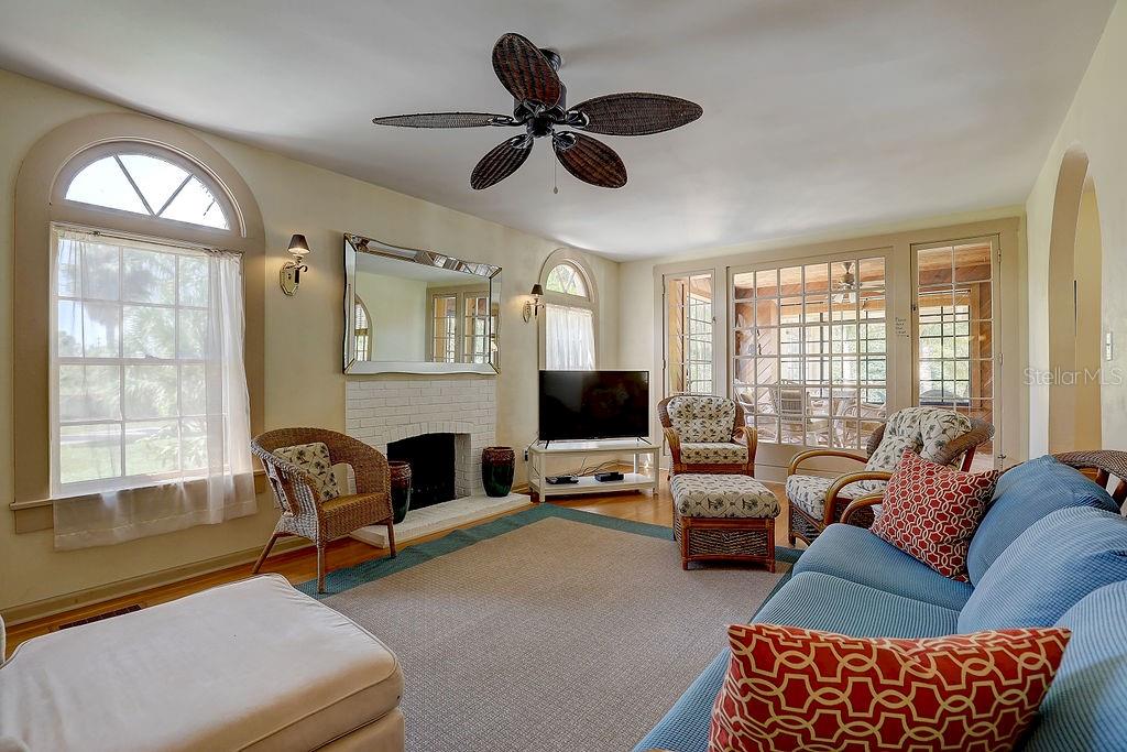 ACREAGE & UNREC - Land