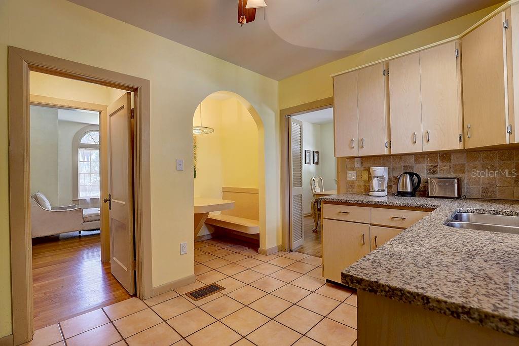 ACREAGE & UNREC - Land