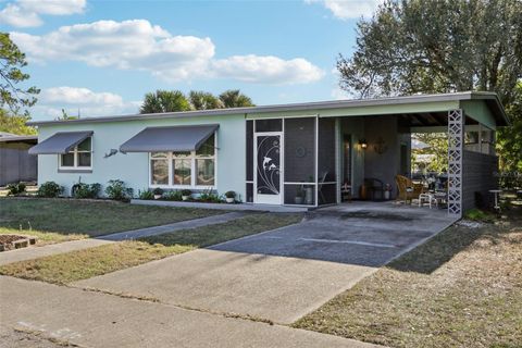 Photo of 22203 Catherine Avenue, Port Charlotte, FL 33952 (MLS # D6145341)