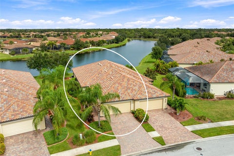 Photo of 20297 Tesoro Dr, Venice, FL 34293 (MLS # A4708213)