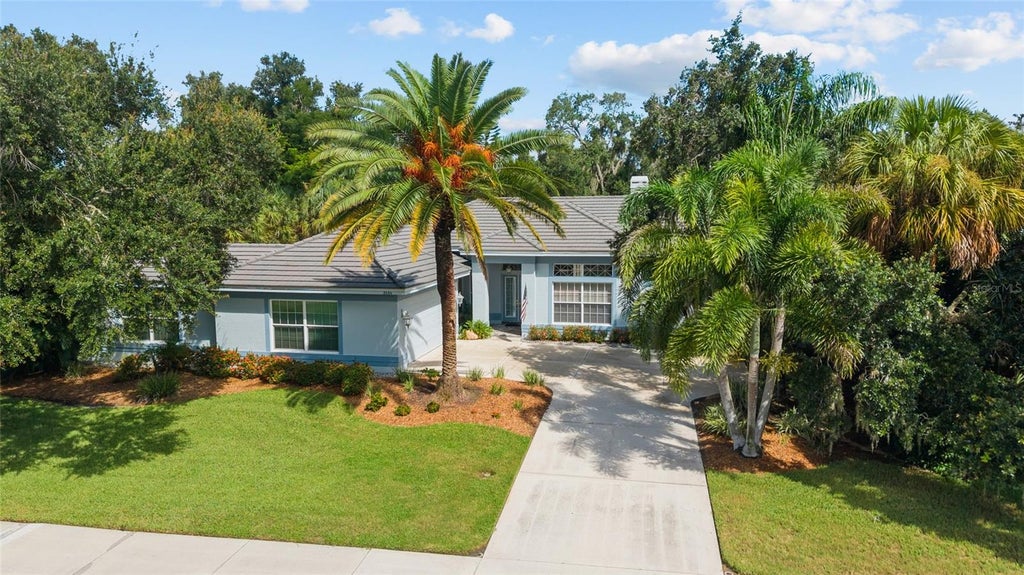Photo of 2686 Dick Wilson Drive, Sarasota, FL 34240 (MLS # A4701018)