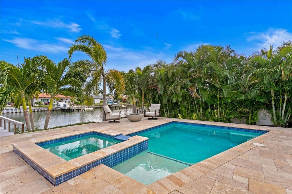 Photo of 1960 Montana Avenue NE, St Petersburg, FL 33703 (MLS # TB8383253)