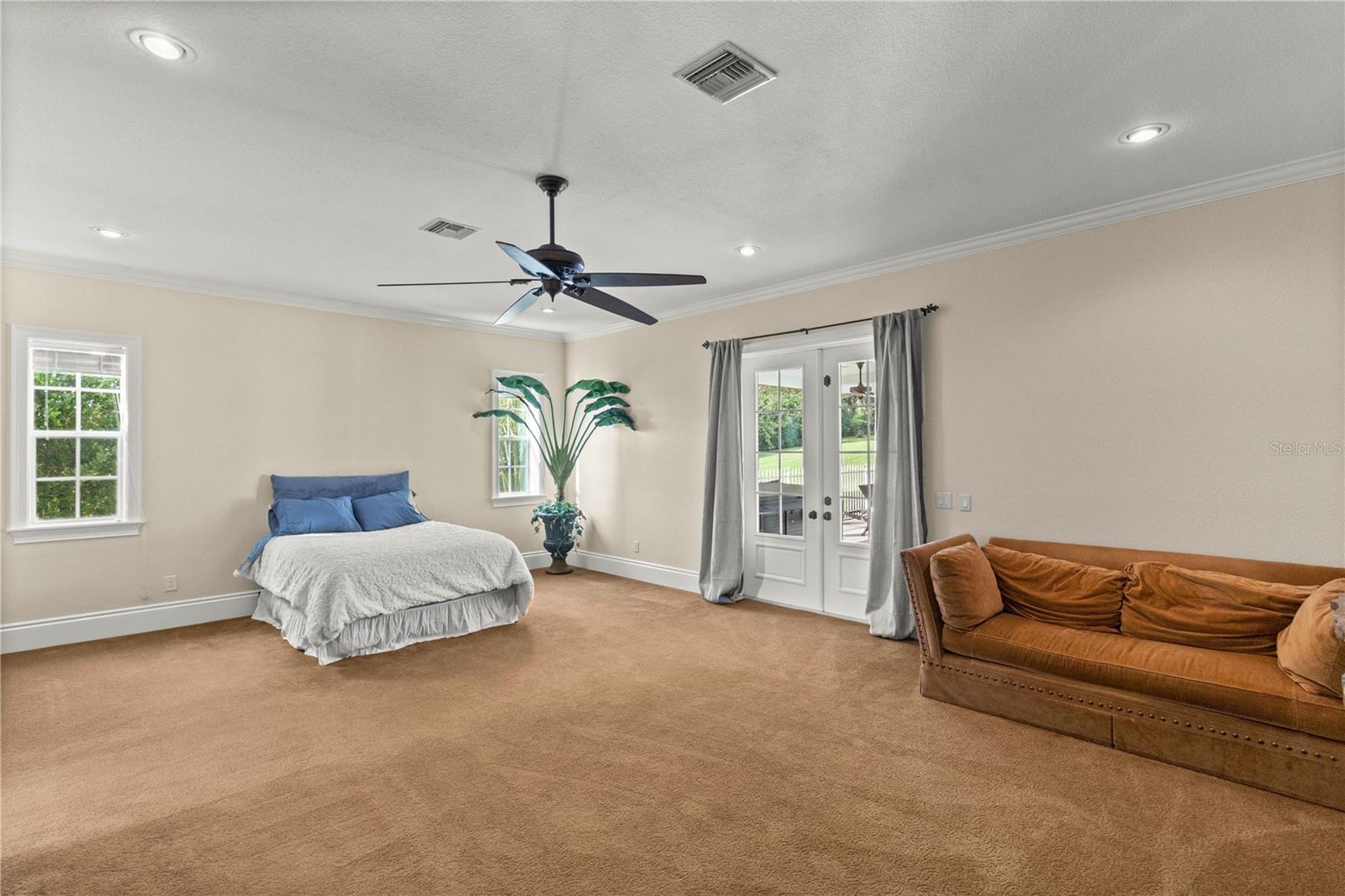 SPRING GROVE - Residential