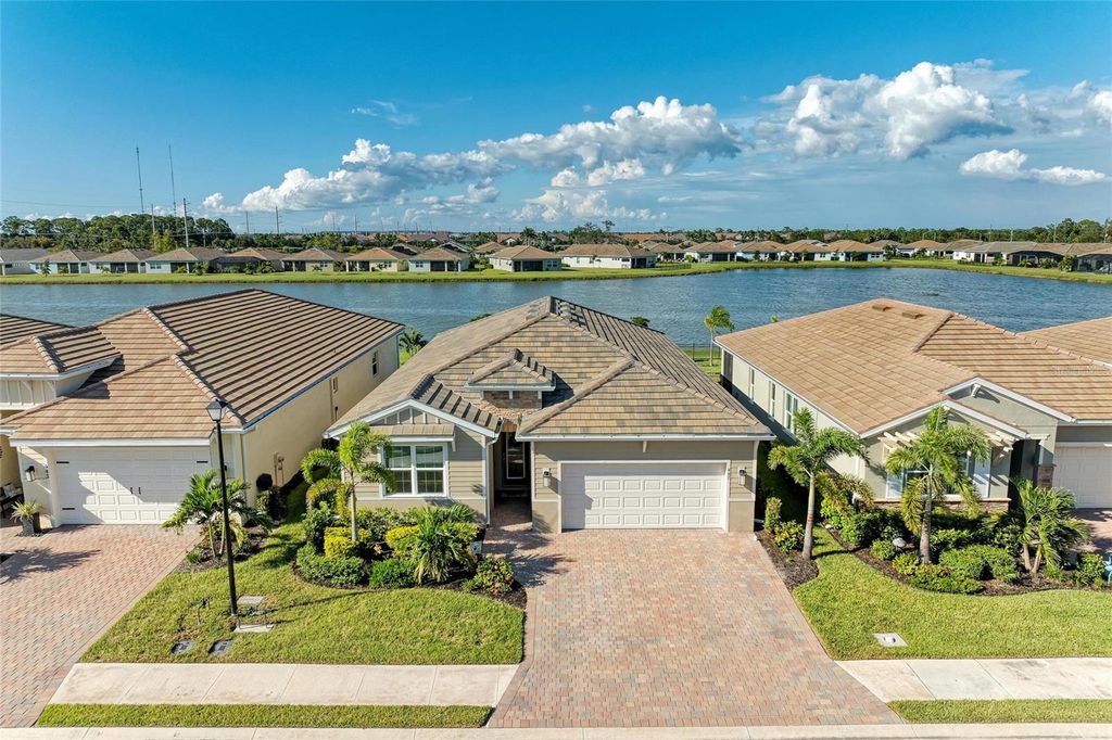Photo of 447 Ibiza Loop, Venice, FL 34292 (MLS # N6140693)