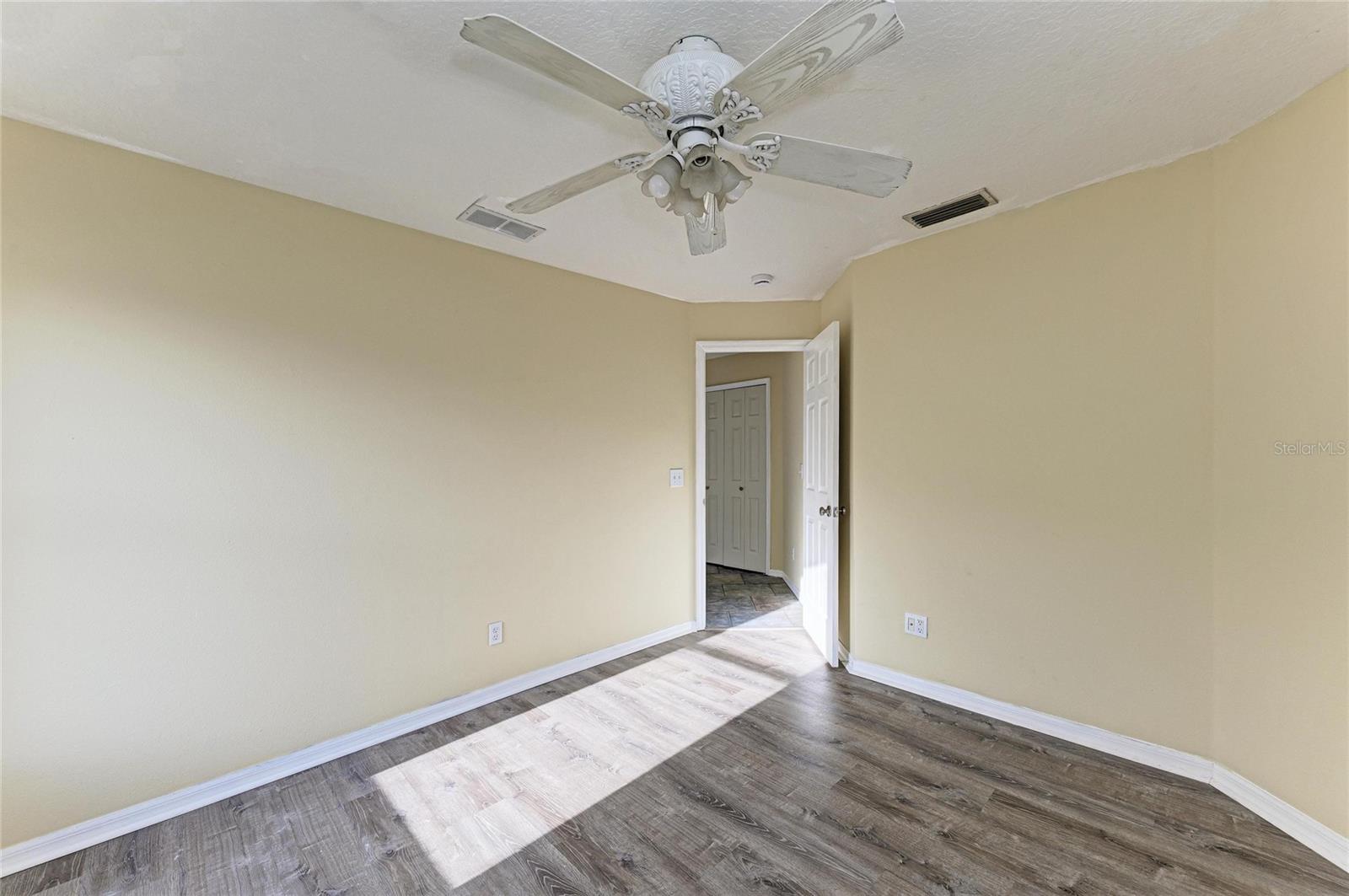 KINGSFIELD LAKES PH 2 - Residential