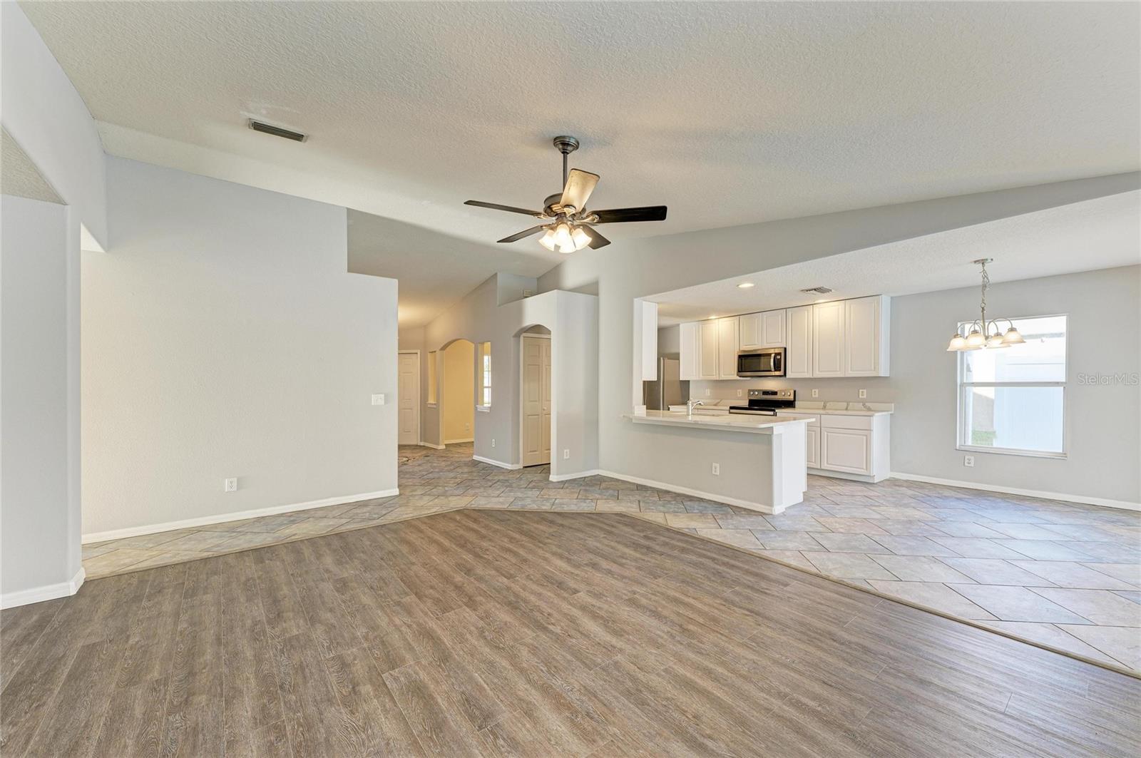 KINGSFIELD LAKES PH 2 - Residential