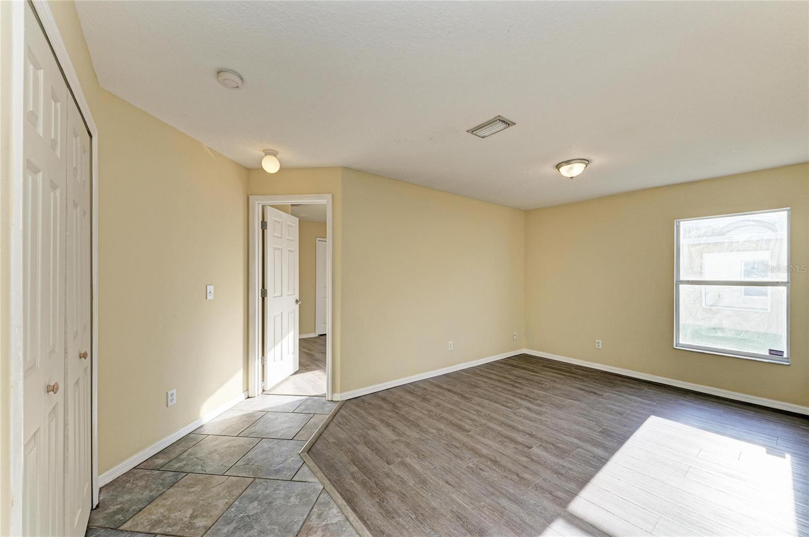 KINGSFIELD LAKES PH 2 - Residential