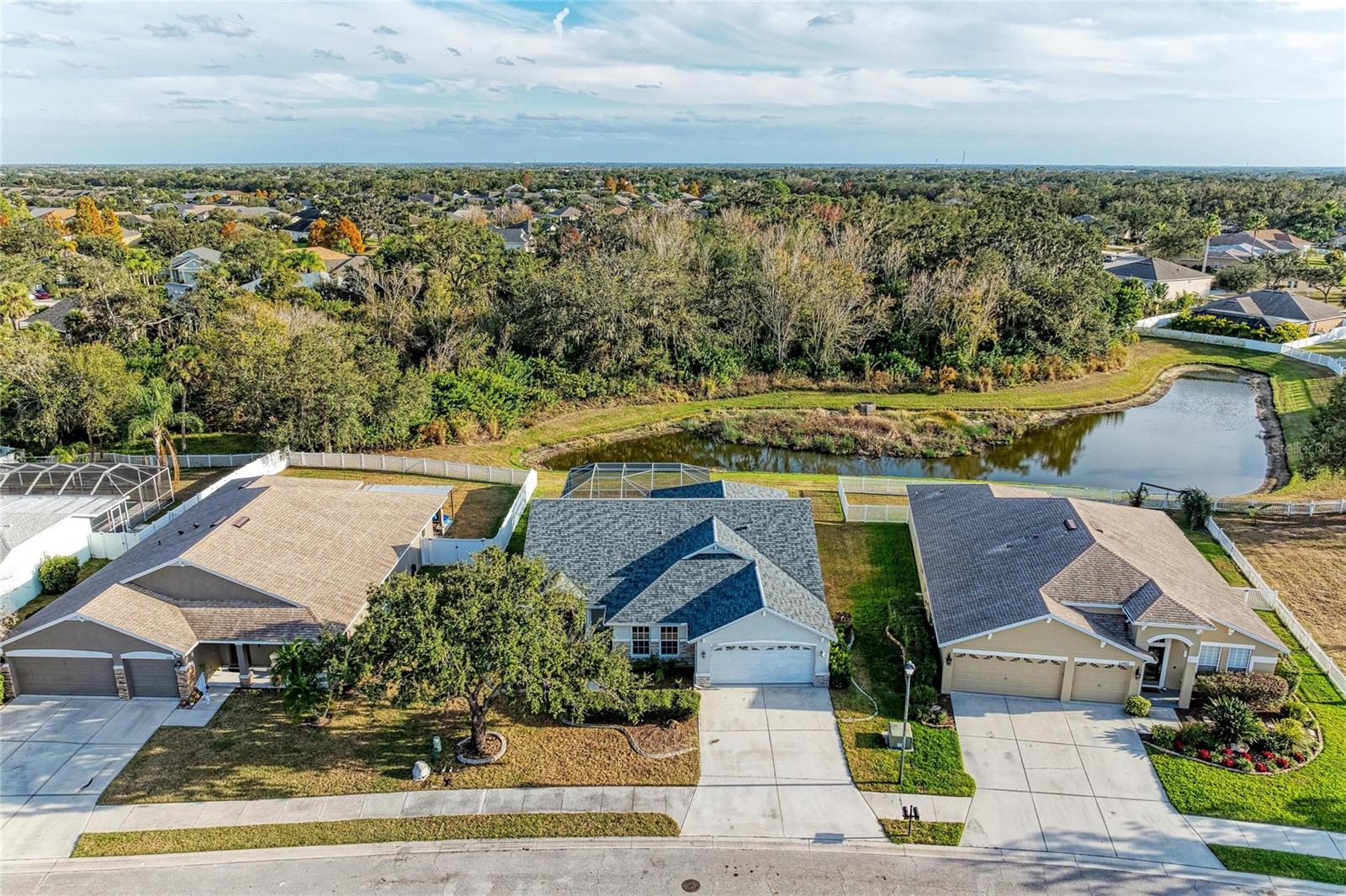 KINGSFIELD LAKES PH 2 - Residential
