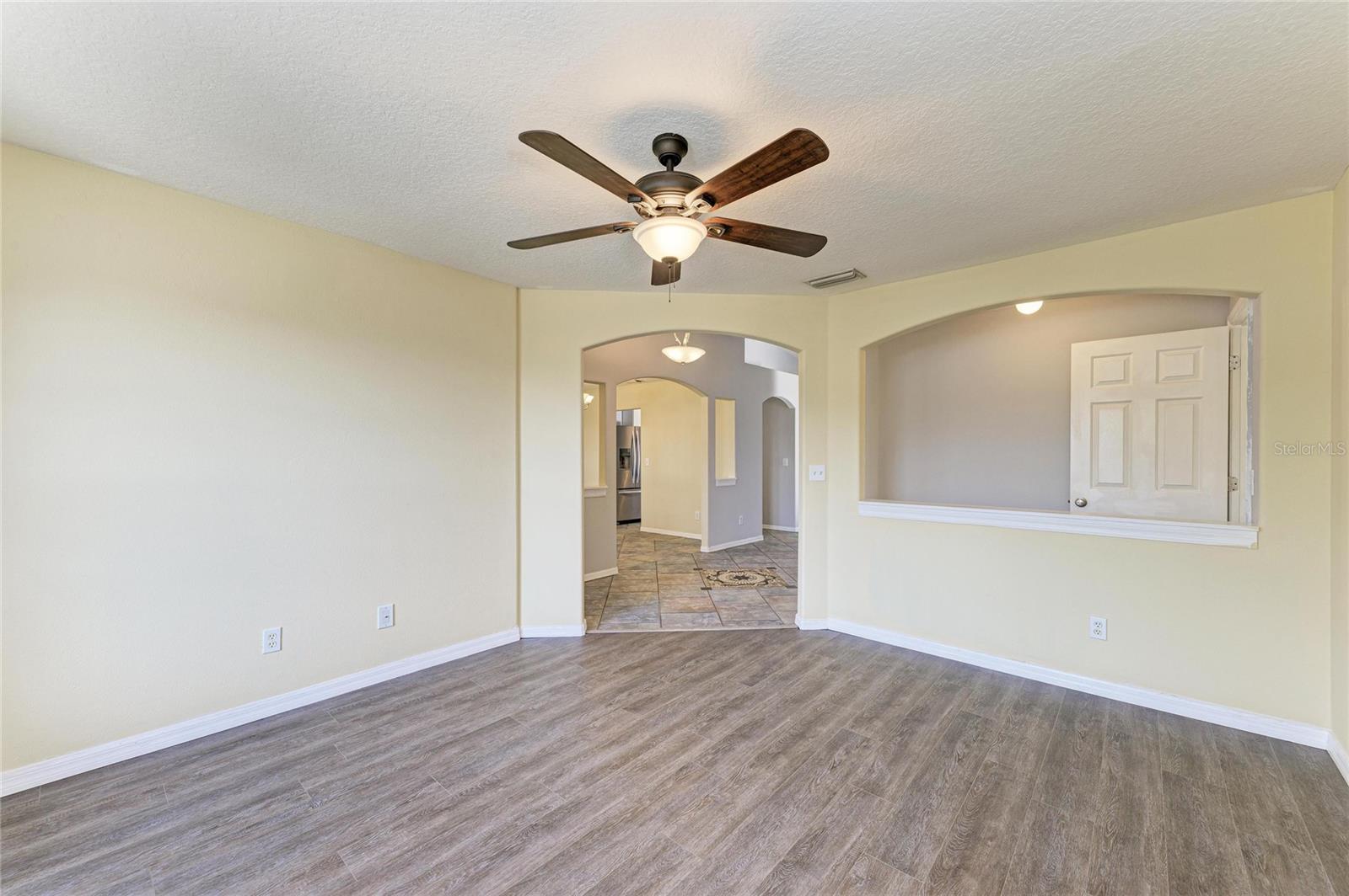 KINGSFIELD LAKES PH 2 - Residential