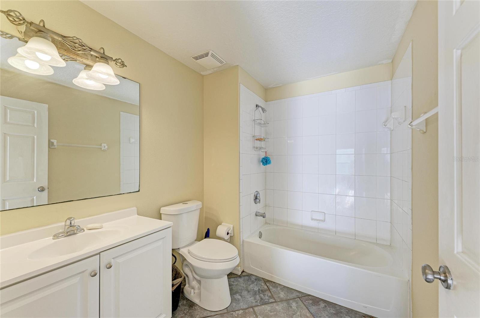 KINGSFIELD LAKES PH 2 - Residential