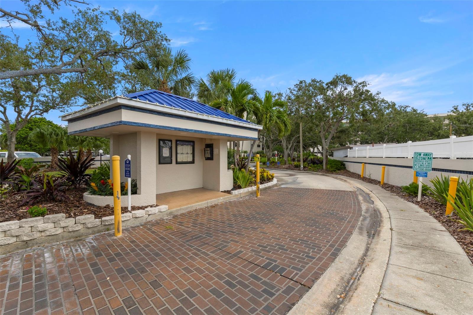 PASADENA COVE CONDO - Residential