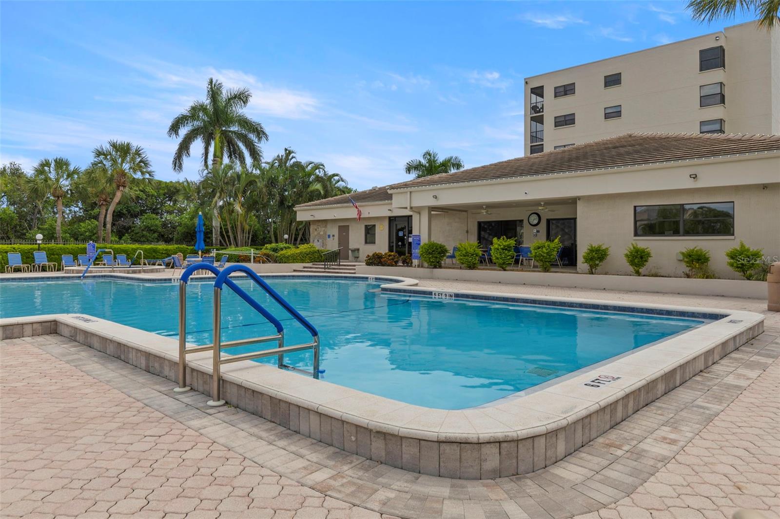 PASADENA COVE CONDO - Residential