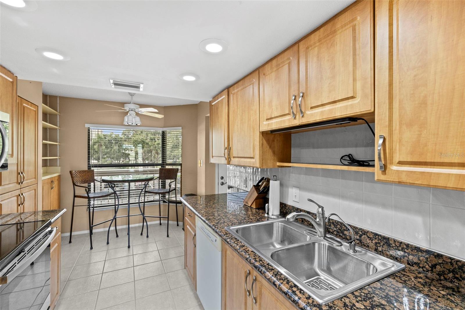 PASADENA COVE CONDO - Residential