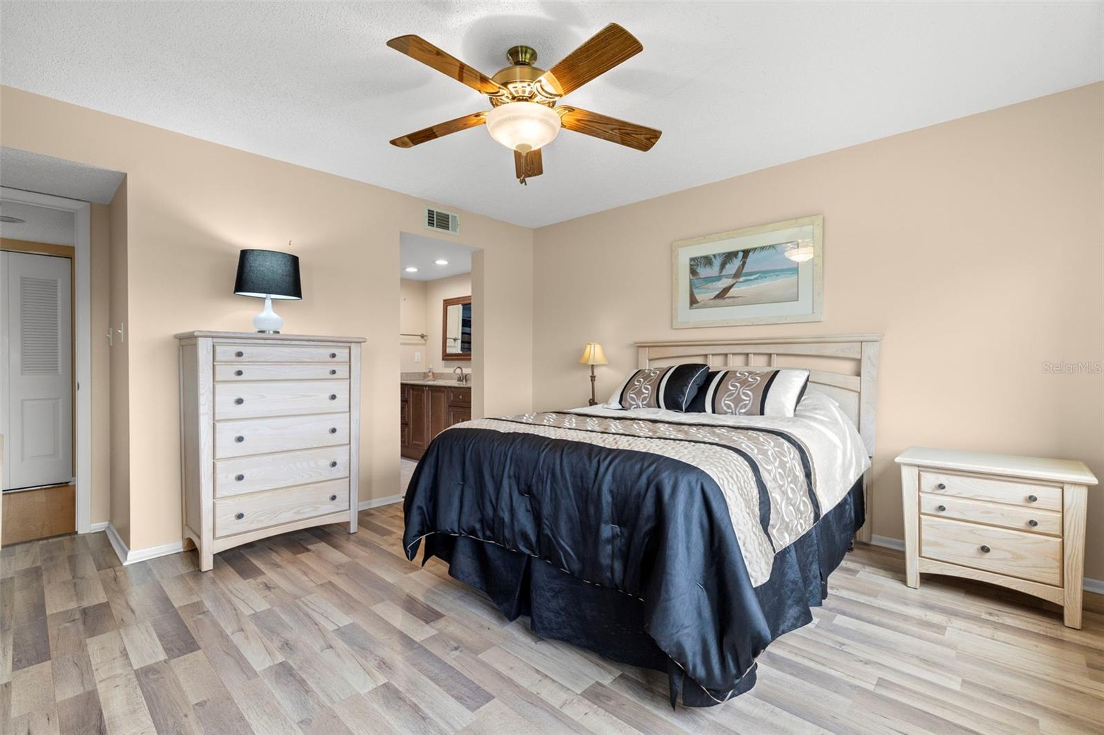 PASADENA COVE CONDO - Residential