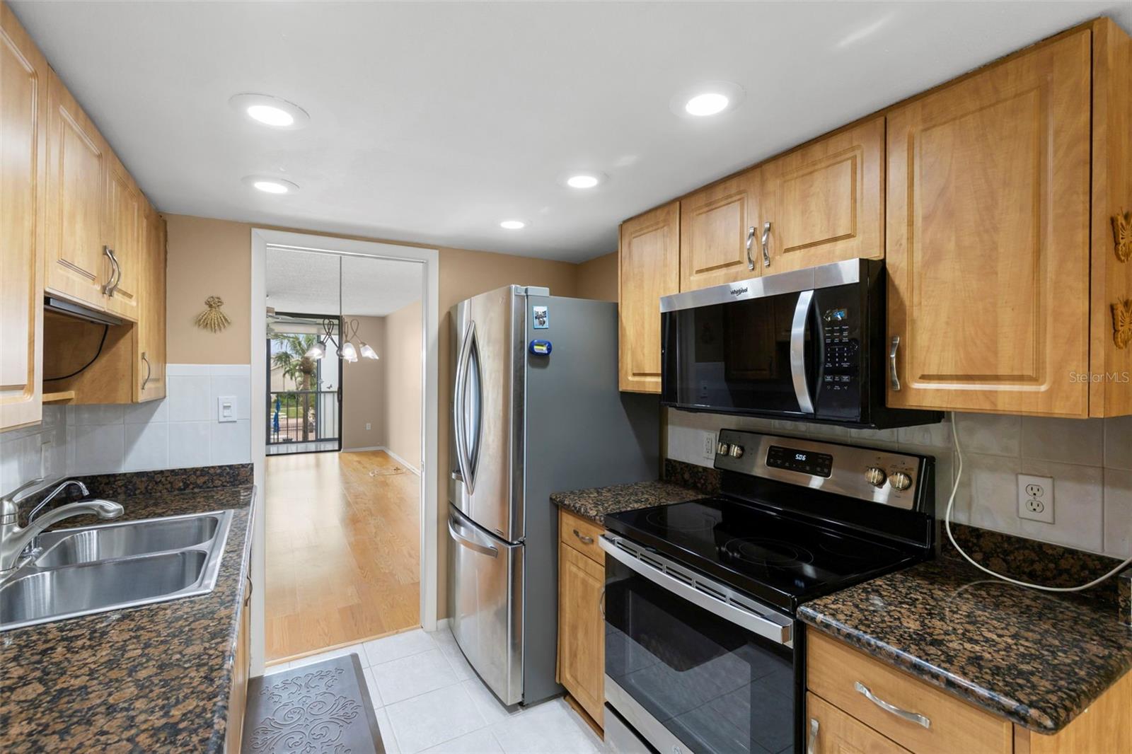 PASADENA COVE CONDO - Residential