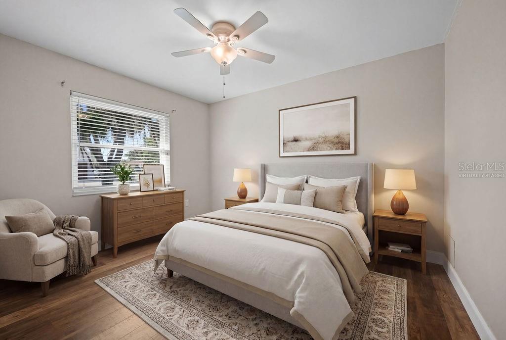 LAKE SARASOTA - Residential