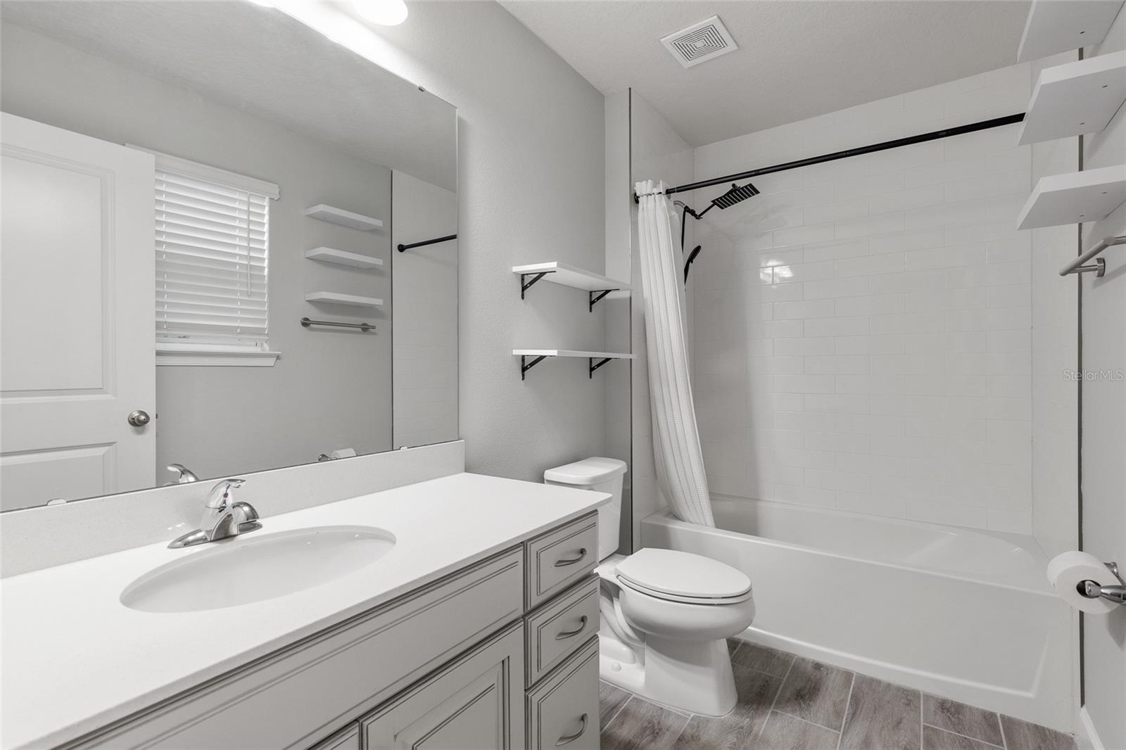 SANCTUARY/LKS/WINDERMERE - Residential