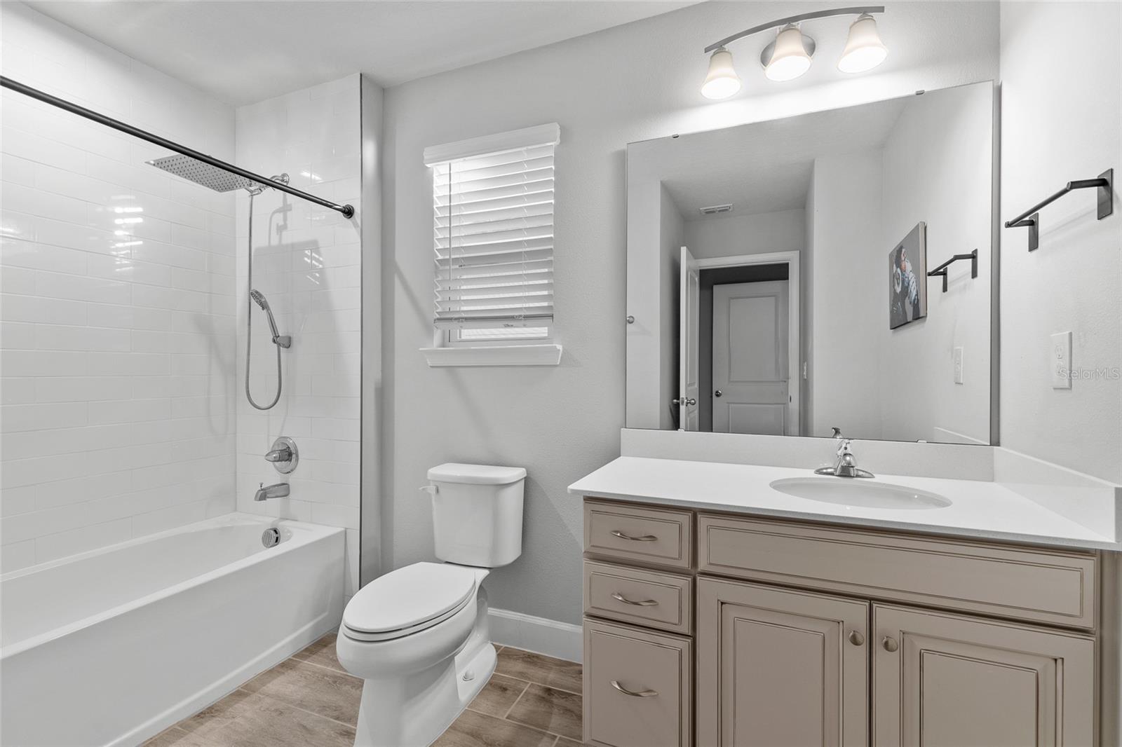 SANCTUARY/LKS/WINDERMERE - Residential