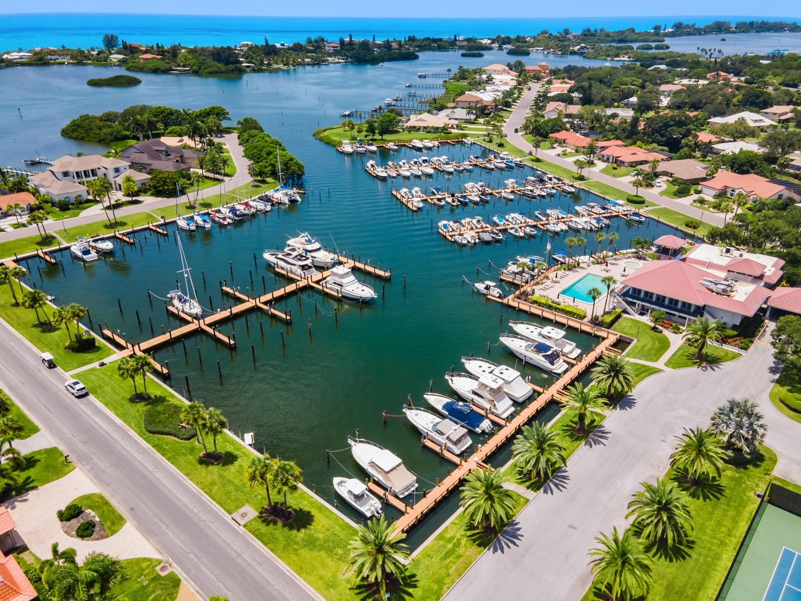 SOUTHBAY YACHT & RACQUET CLUB - Residential