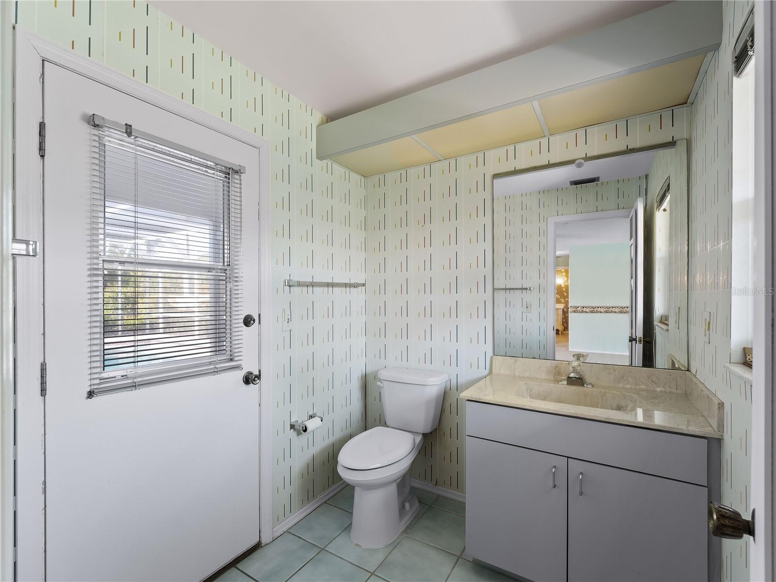 SOUTHBAY YACHT & RACQUET CLUB - Residential