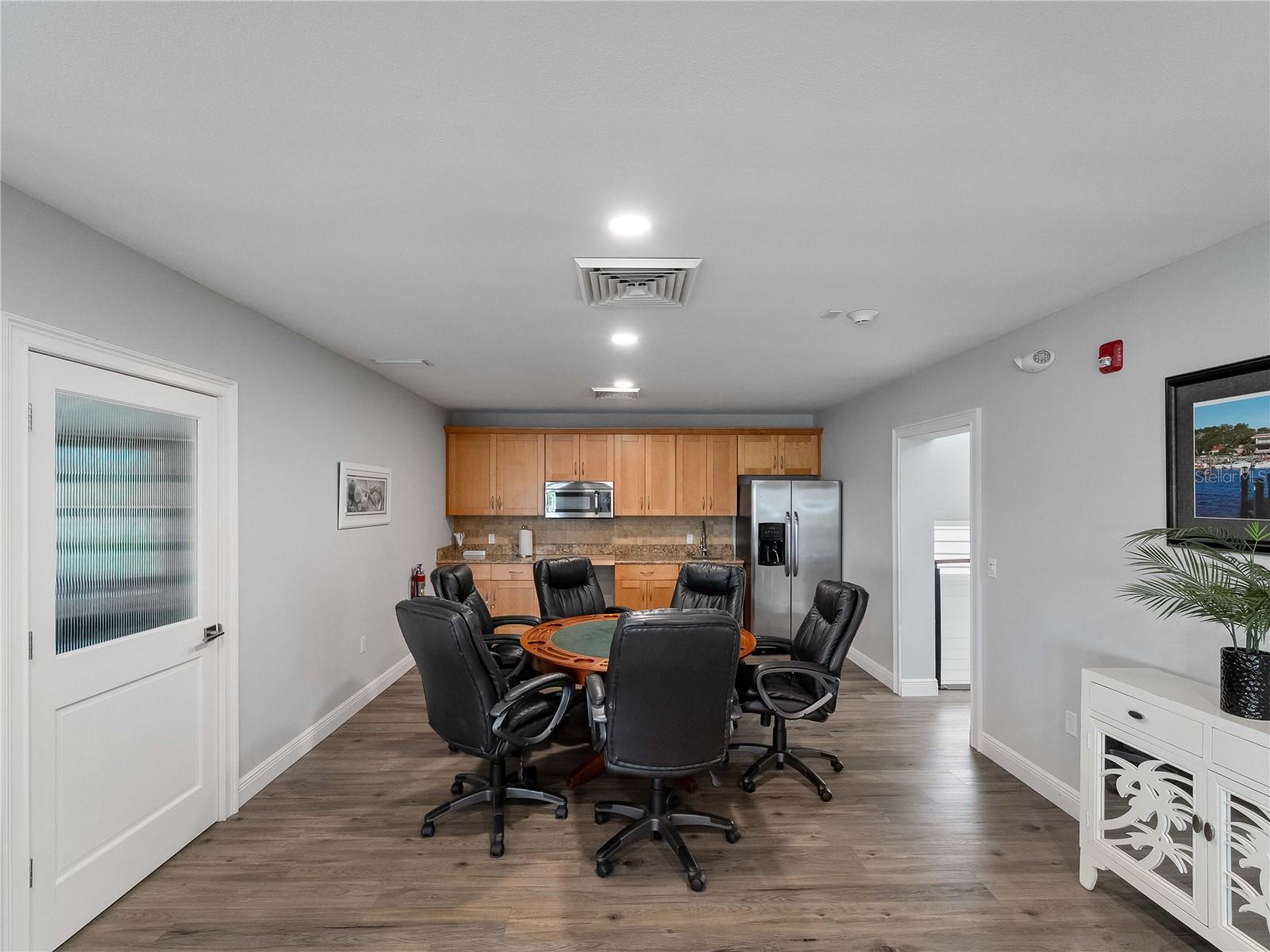 SOUTHBAY YACHT & RACQUET CLUB - Residential