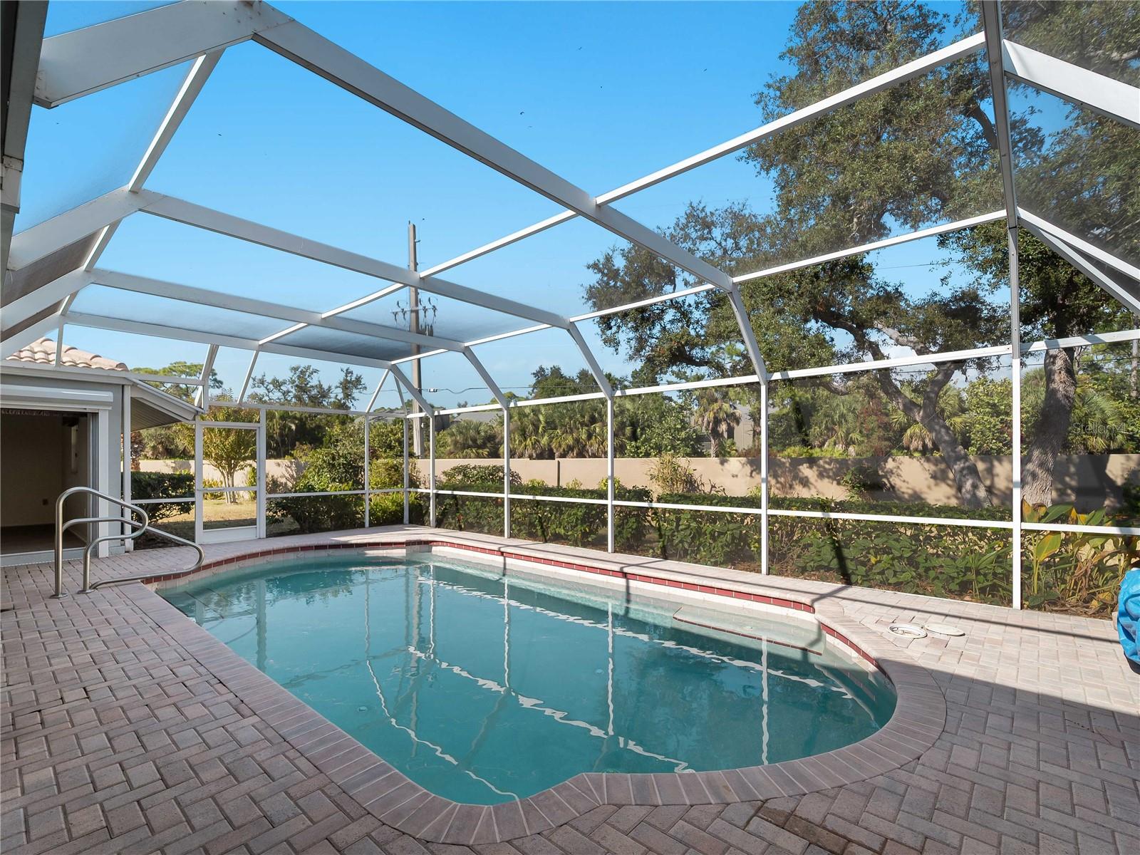 SOUTHBAY YACHT & RACQUET CLUB - Residential