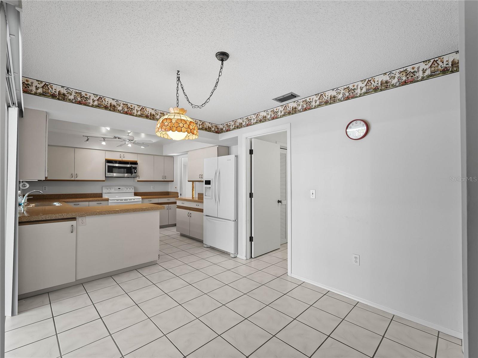 SOUTHBAY YACHT & RACQUET CLUB - Residential