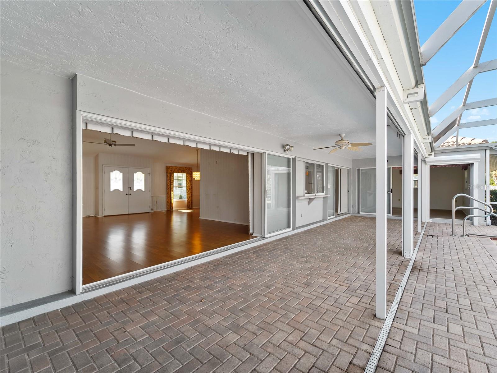 SOUTHBAY YACHT & RACQUET CLUB - Residential