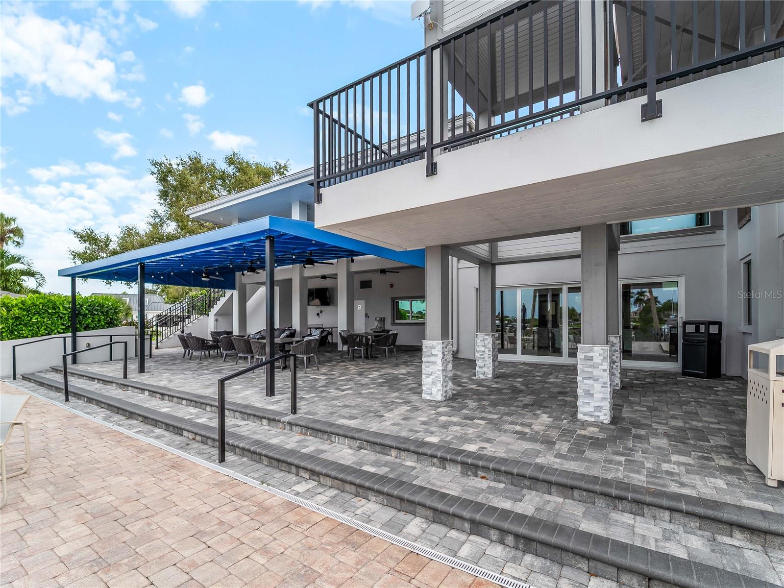 SOUTHBAY YACHT & RACQUET CLUB - Residential