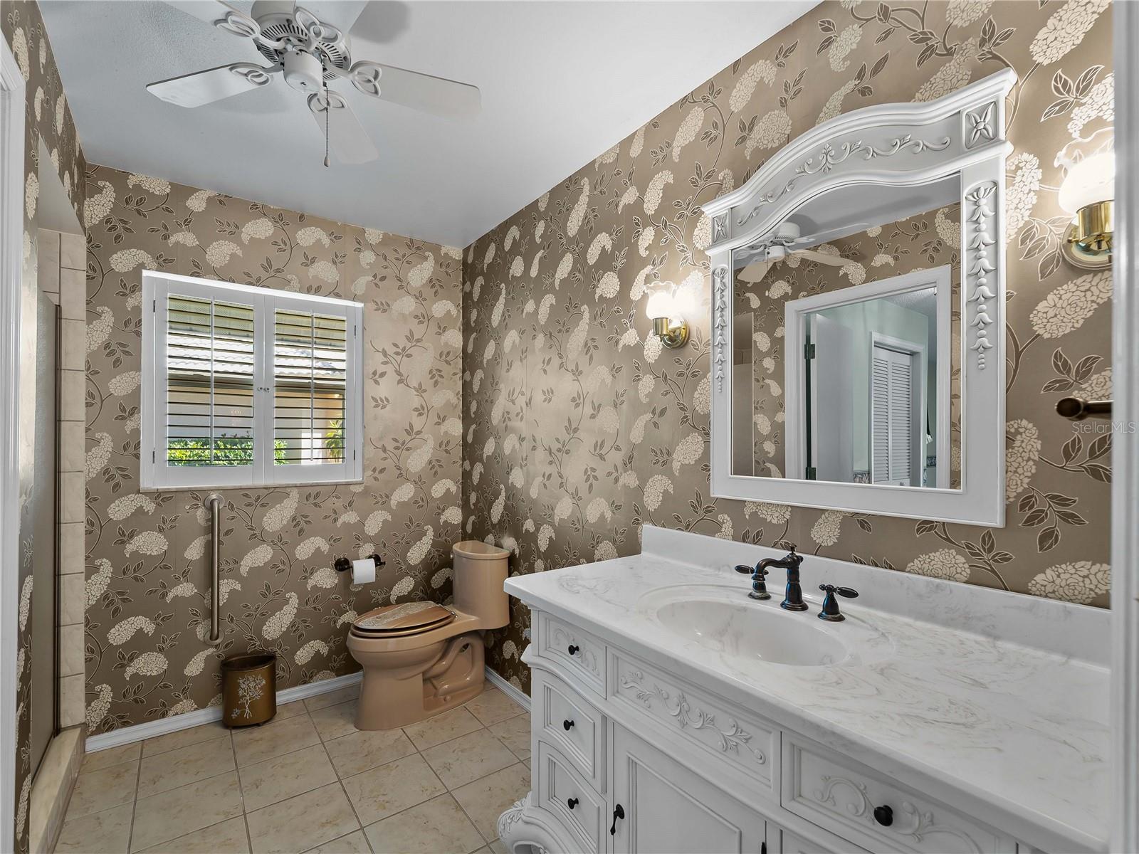 SOUTHBAY YACHT & RACQUET CLUB - Residential