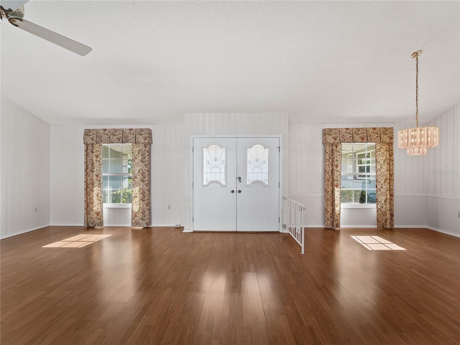 SOUTHBAY YACHT & RACQUET CLUB - Residential