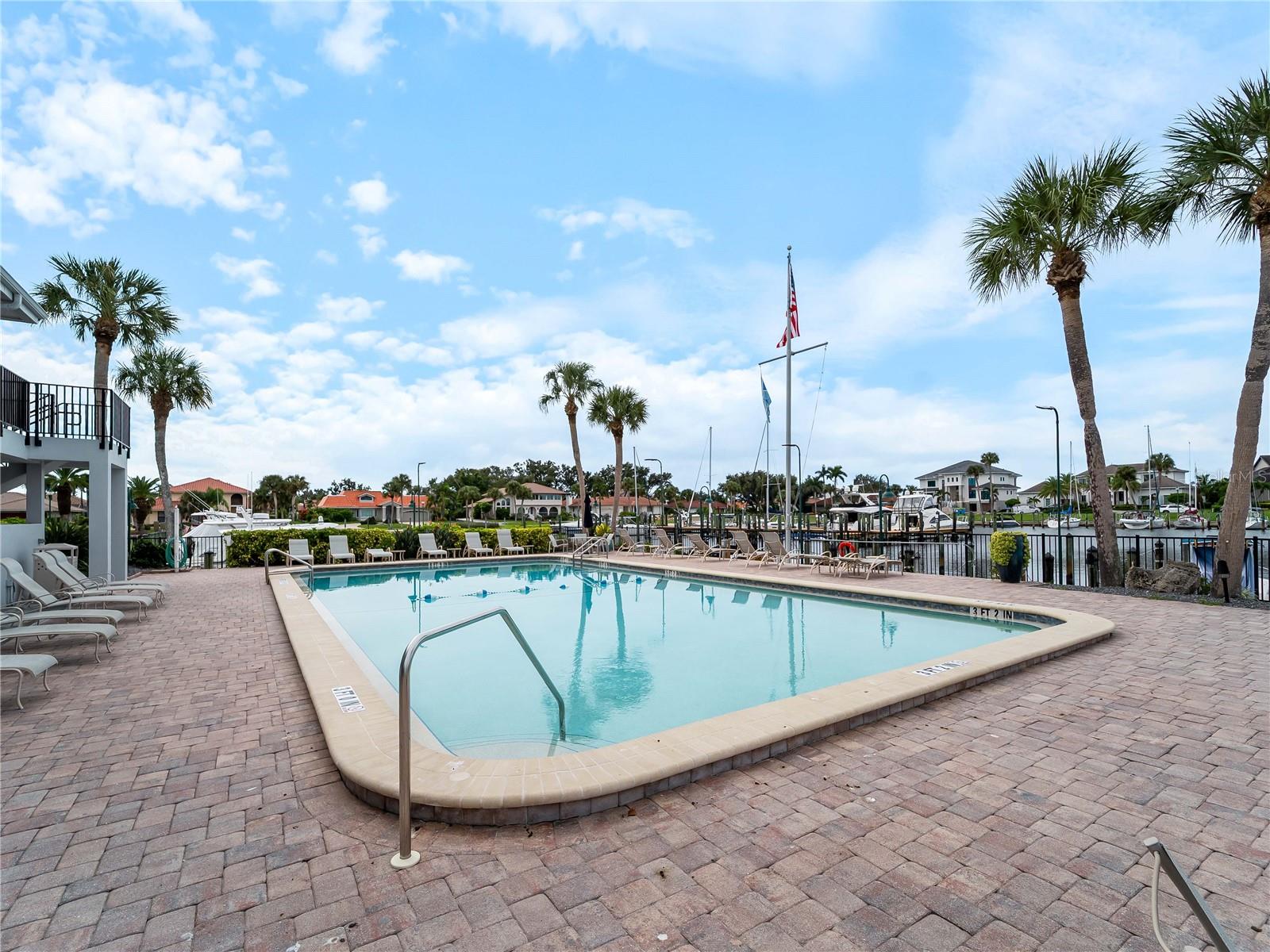 SOUTHBAY YACHT & RACQUET CLUB - Residential