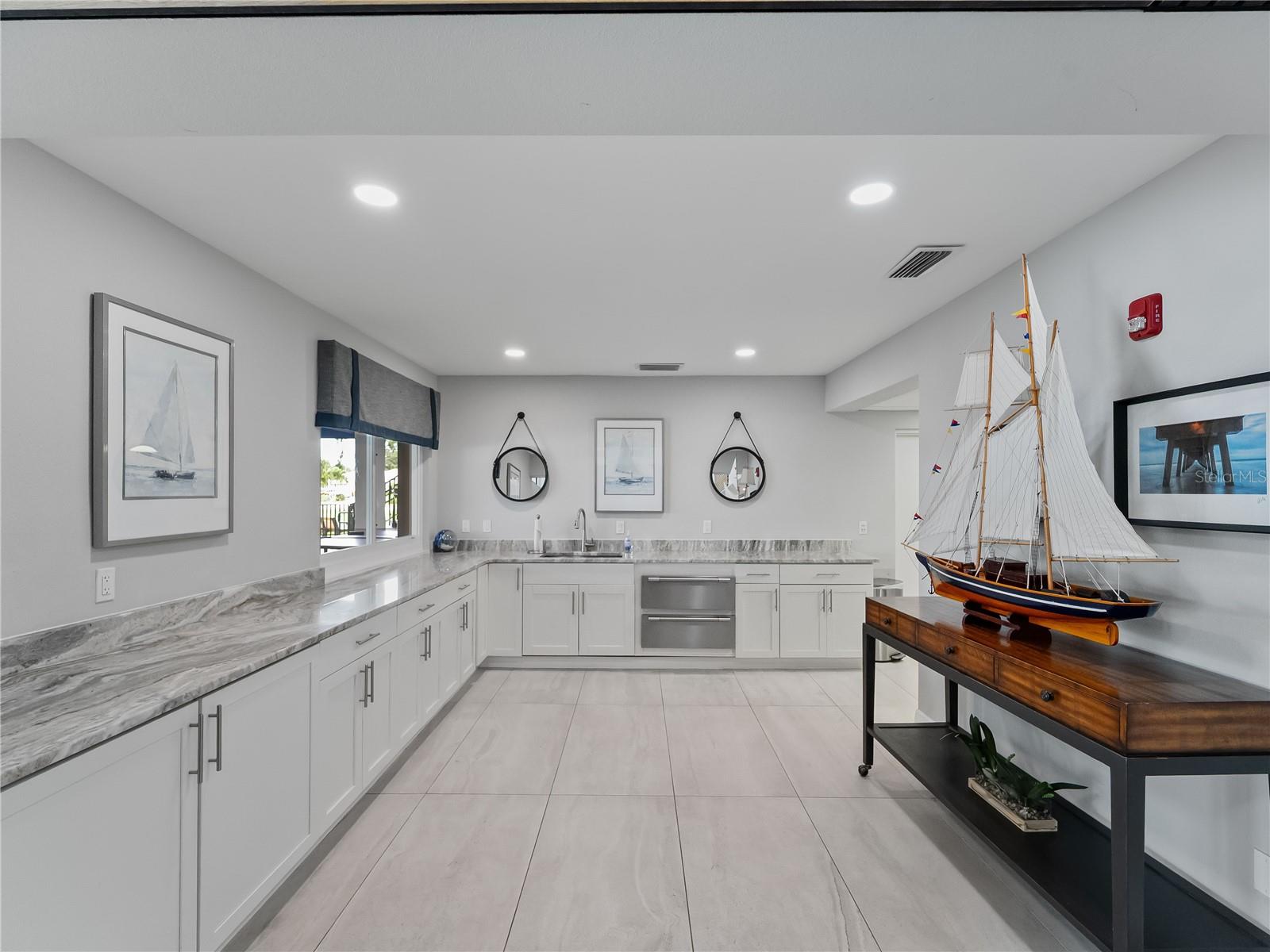 SOUTHBAY YACHT & RACQUET CLUB - Residential