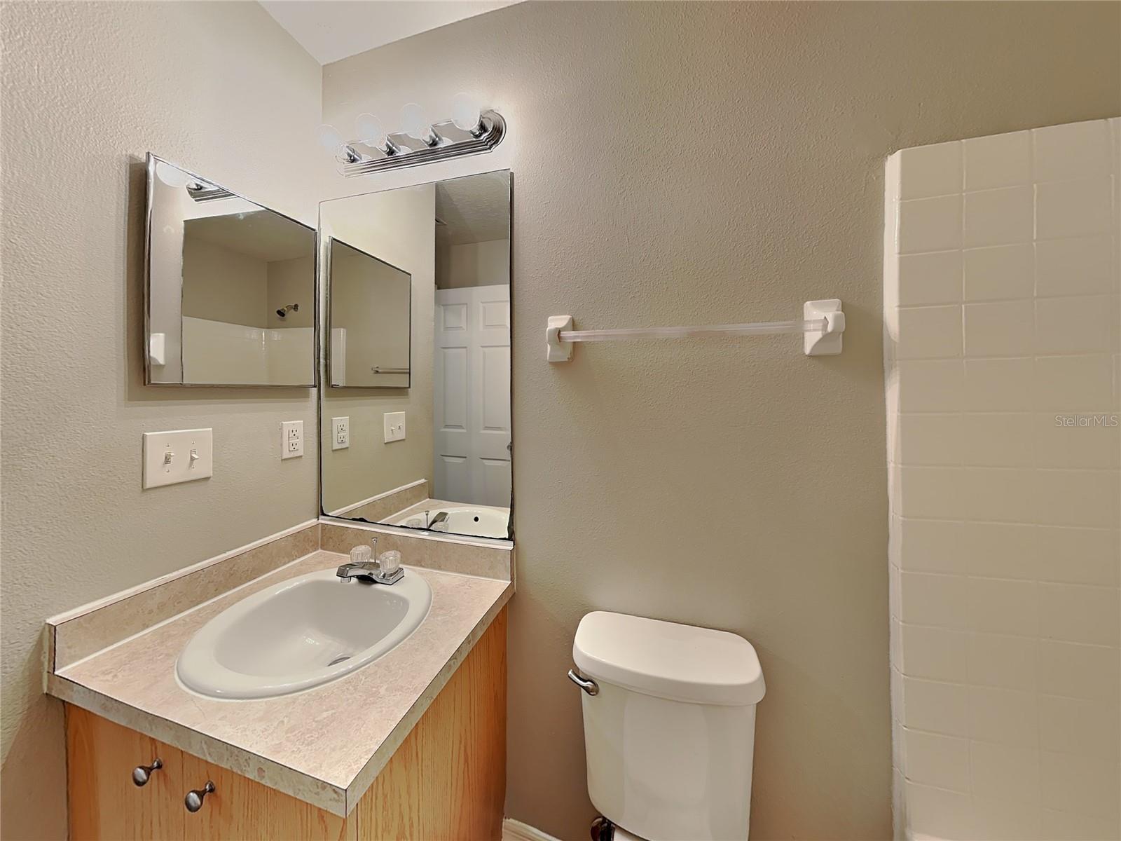 OAK HAVEN - Residential Lease