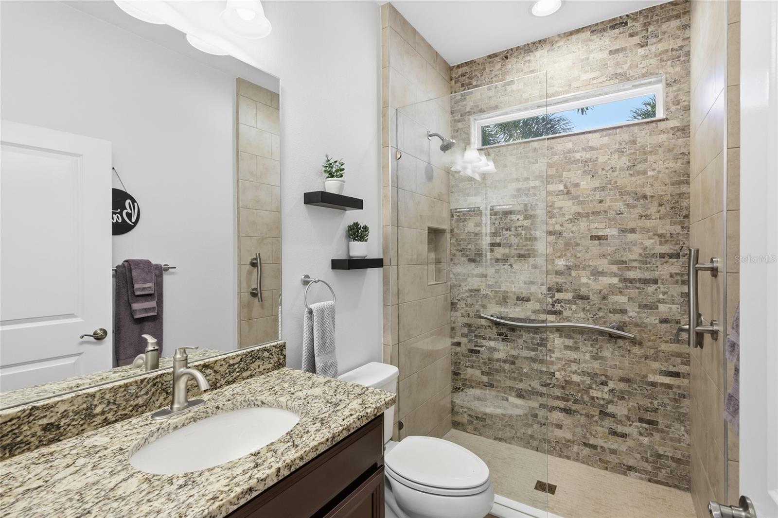 ARBOR GRANDE - Residential