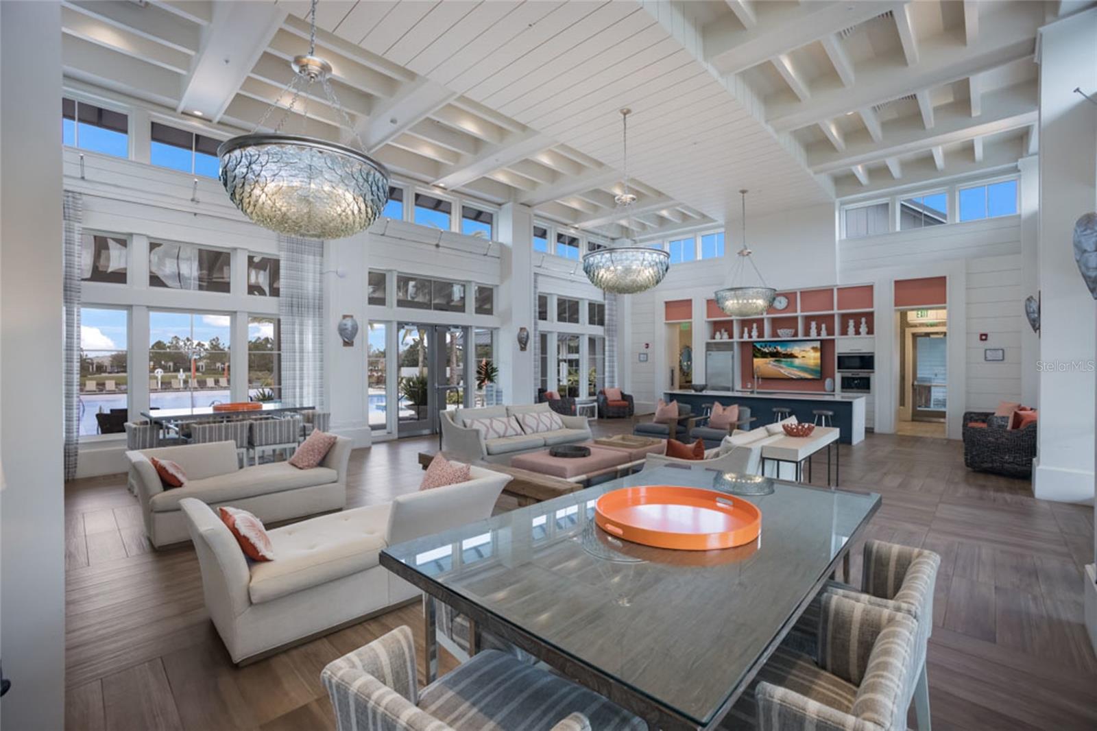 ARBOR GRANDE - Residential