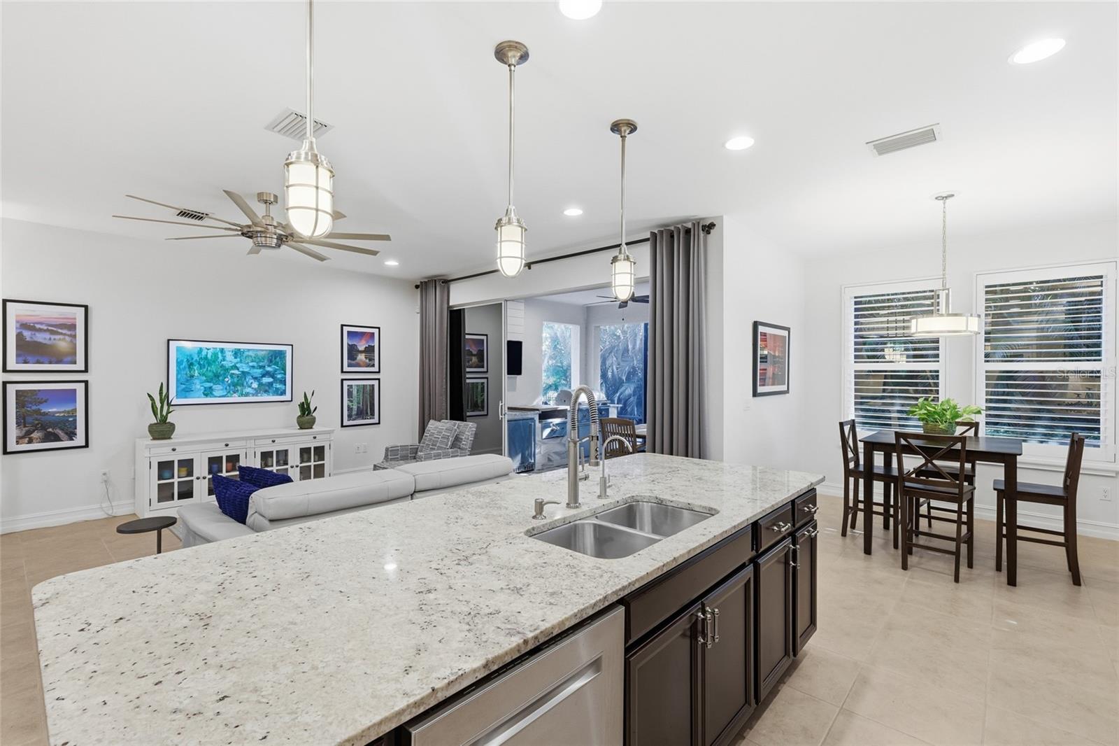 ARBOR GRANDE - Residential