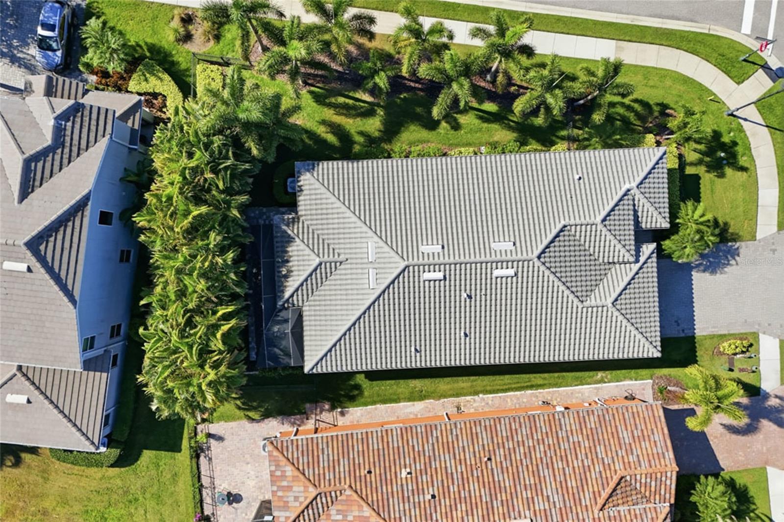 ARBOR GRANDE - Residential