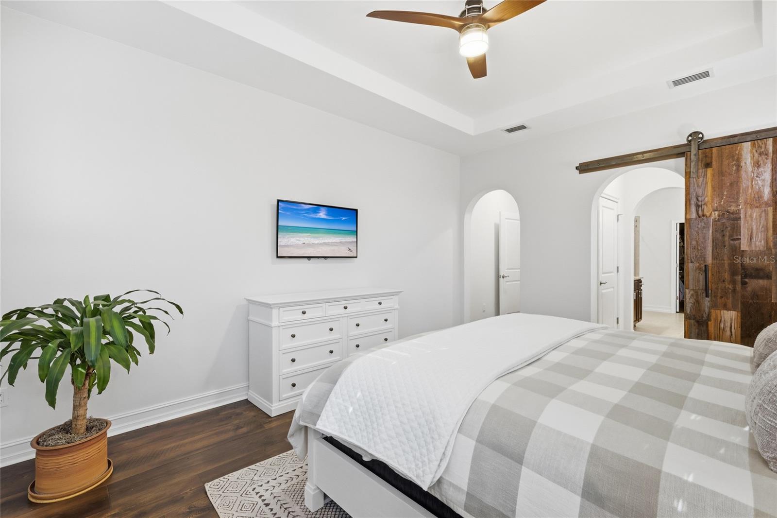 ARBOR GRANDE - Residential