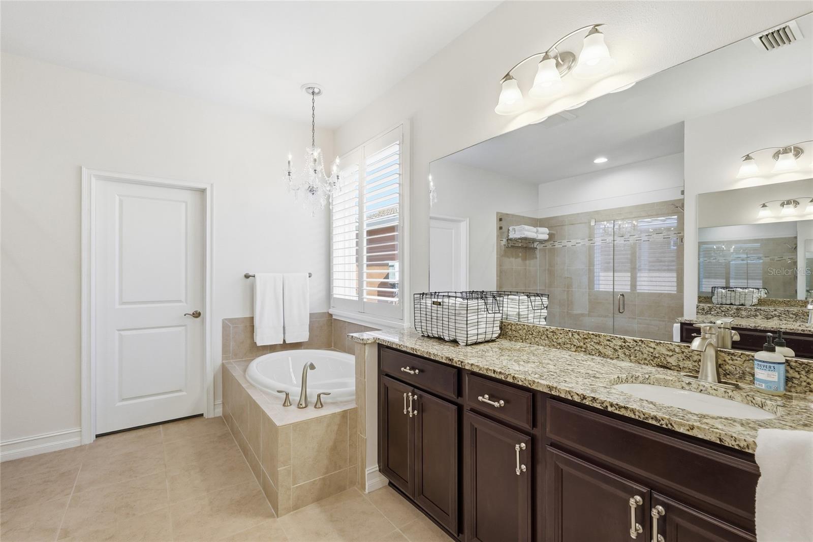 ARBOR GRANDE - Residential