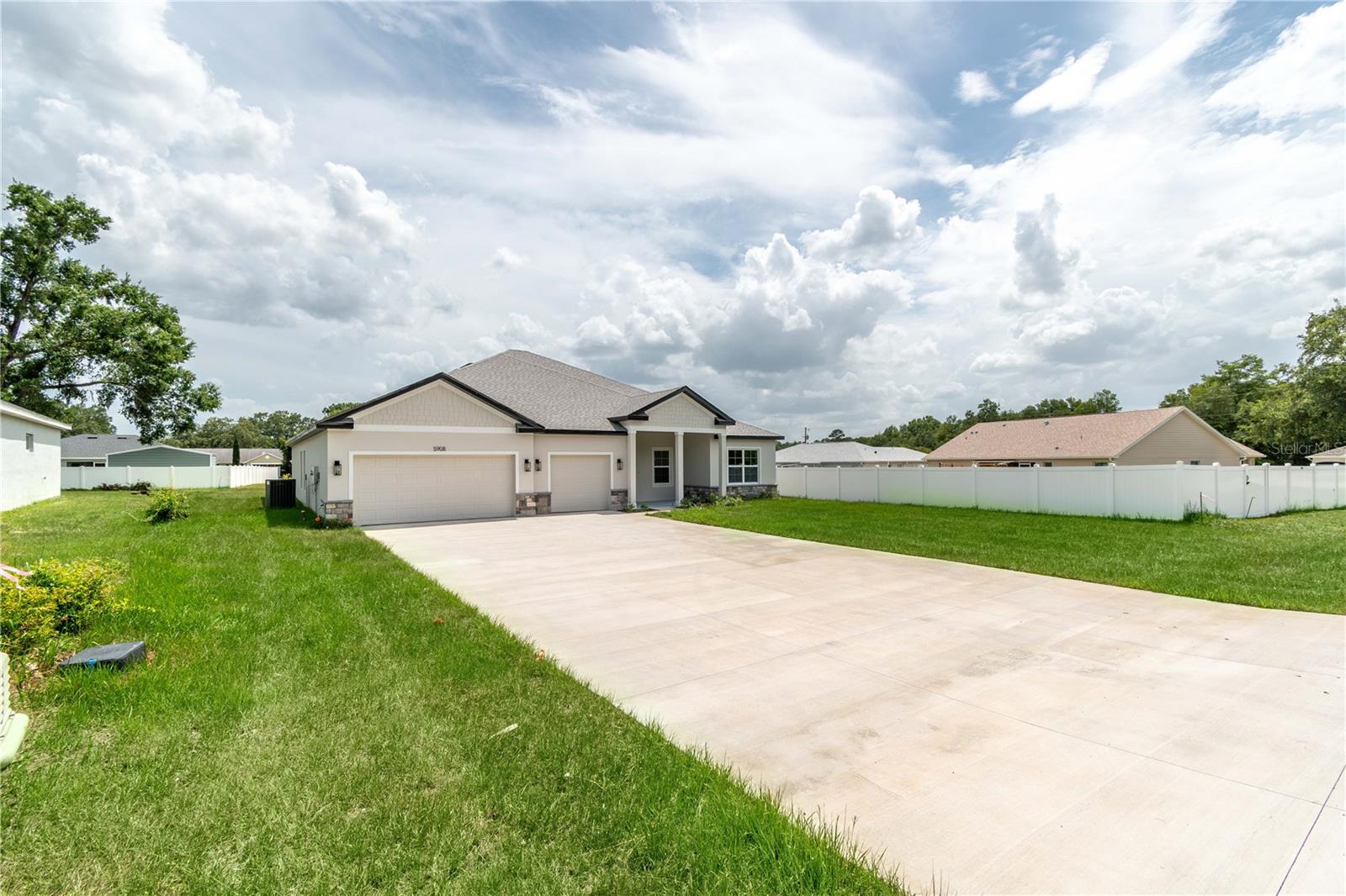 5908 SW 115 STREET RD