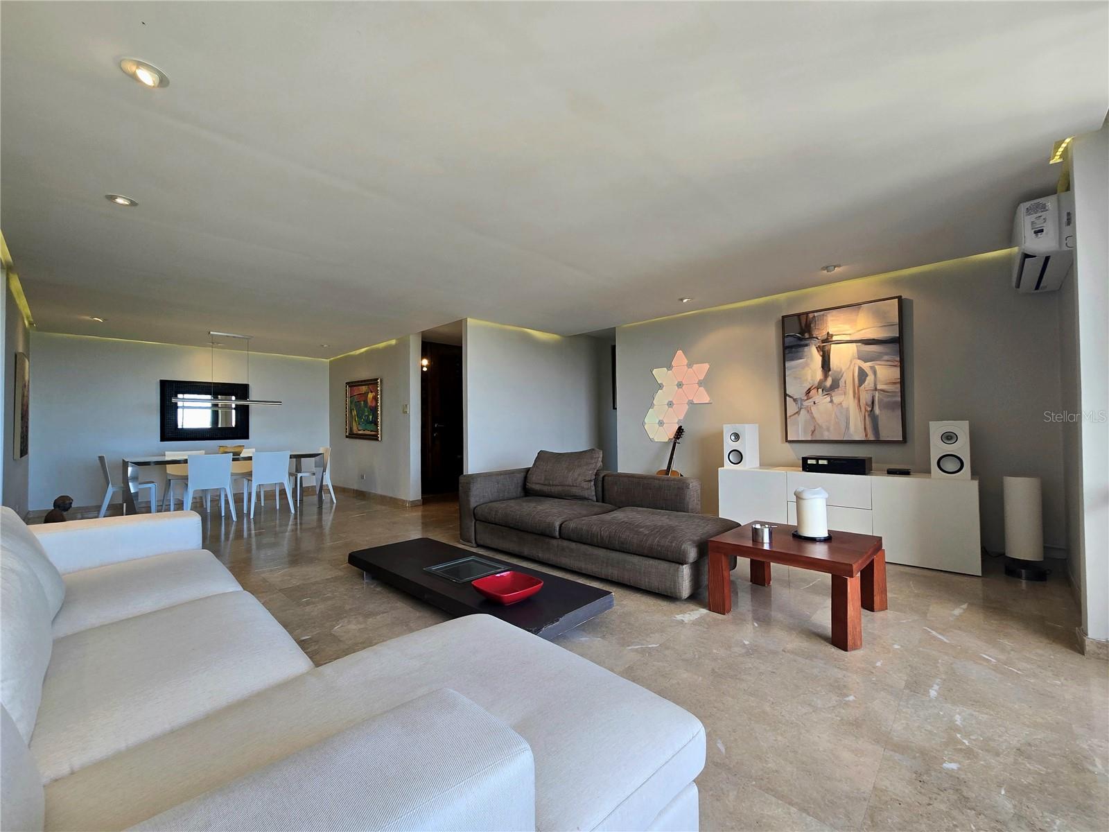 SANTURCE - Residential Lease