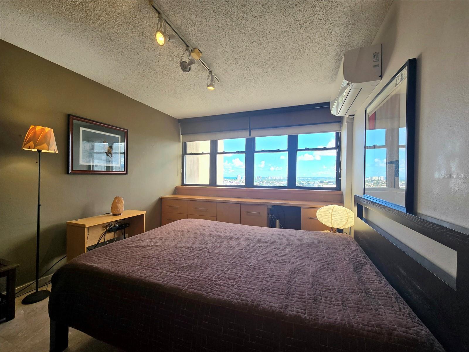 SANTURCE - Residential Lease