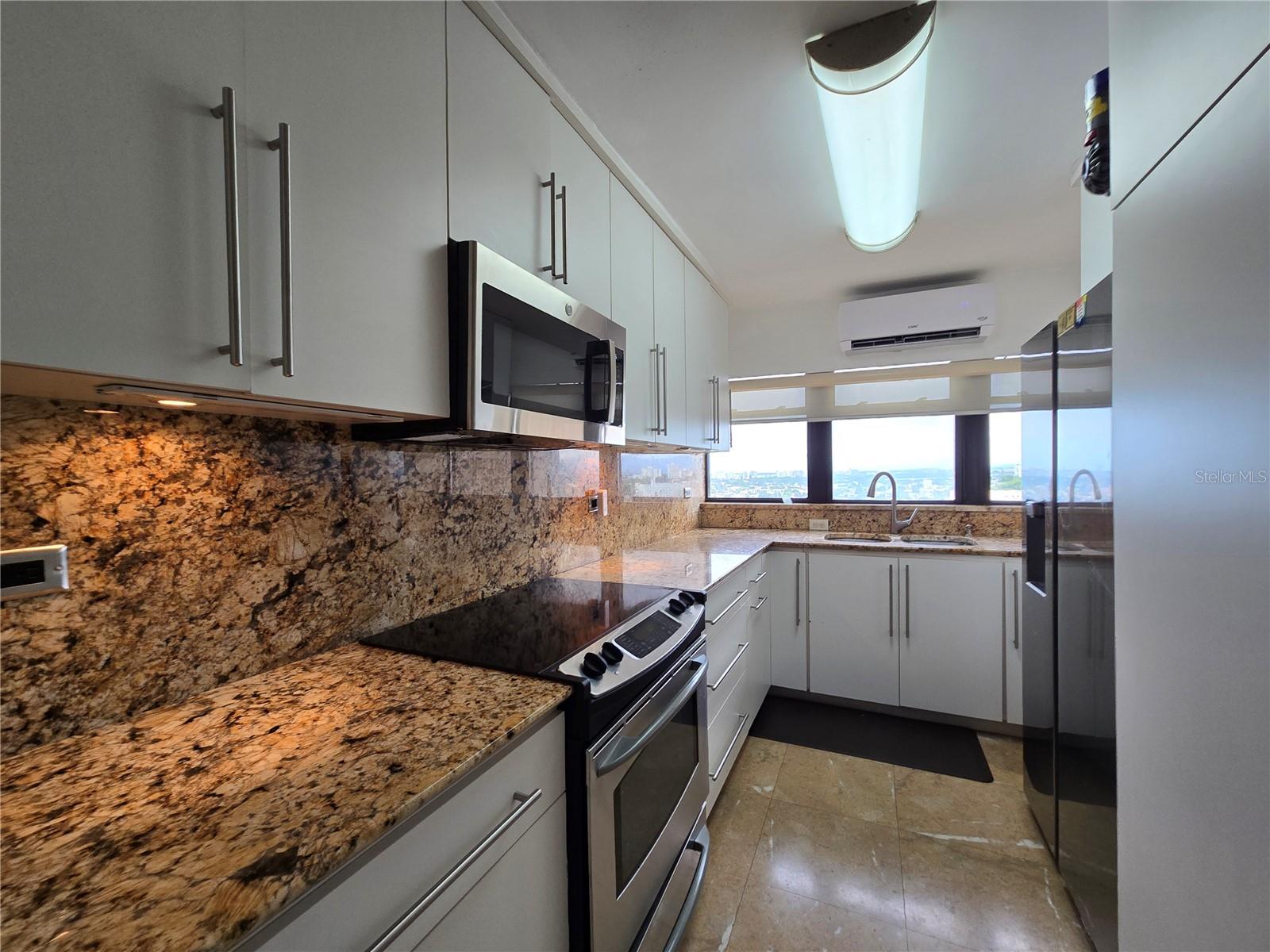 SANTURCE - Residential Lease