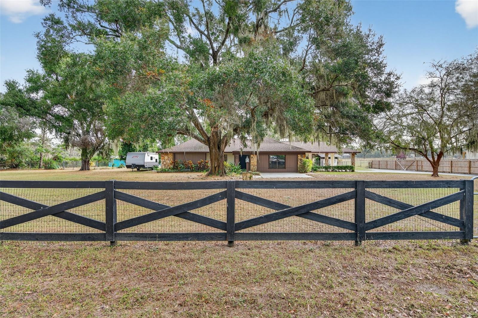 1825 STREETMAN DRIVE