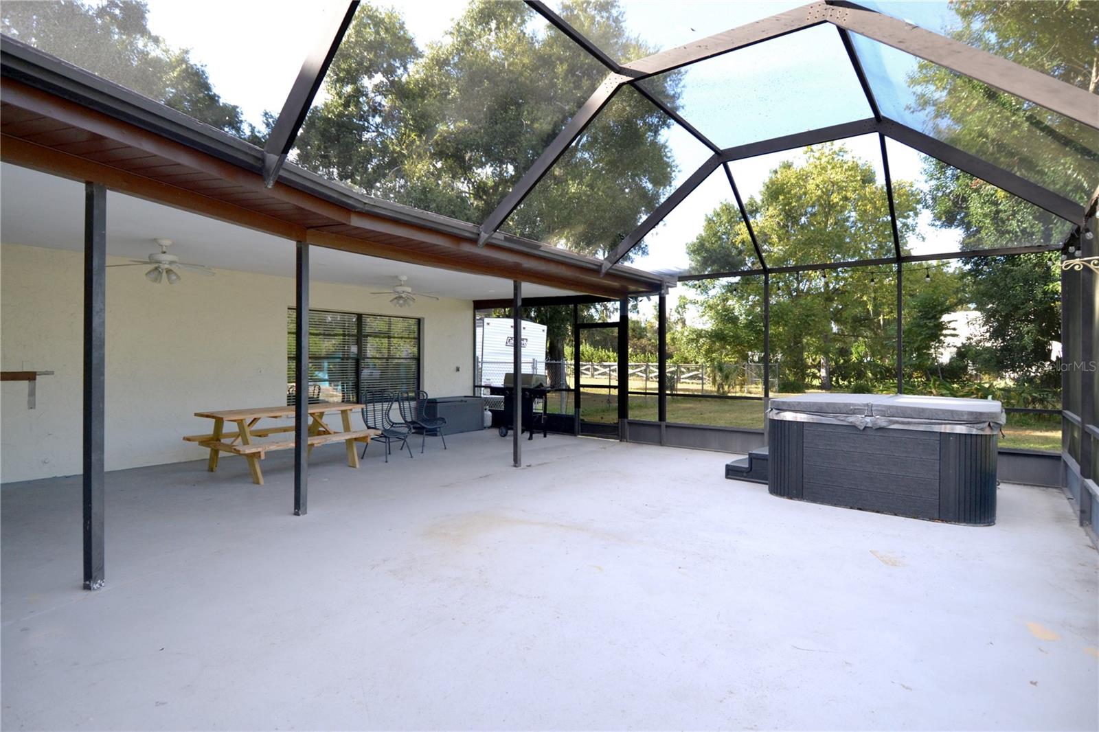STREETMAN ACRES - Residential