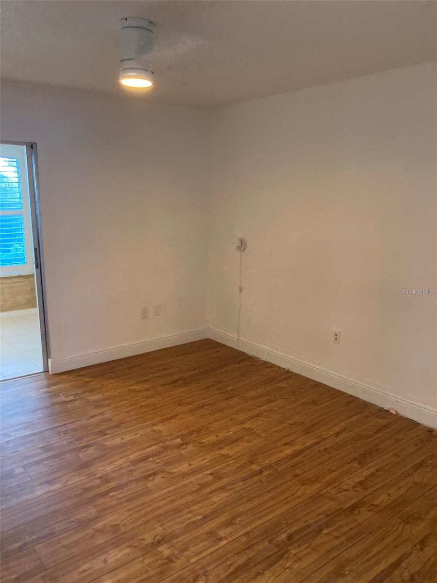 FIVE TOWNS OF ST PETE - Residential